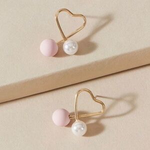 3/$30 💛 Faux Pearl Earrings